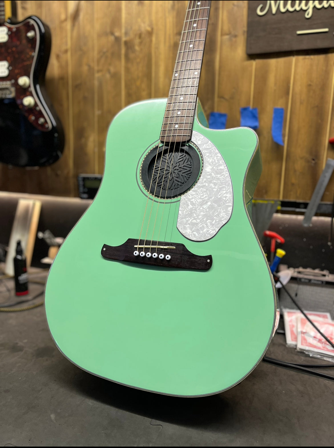 ON THE BENCH: Fender Redondo in FSR Surf Green | Setup with Elixir 11-52