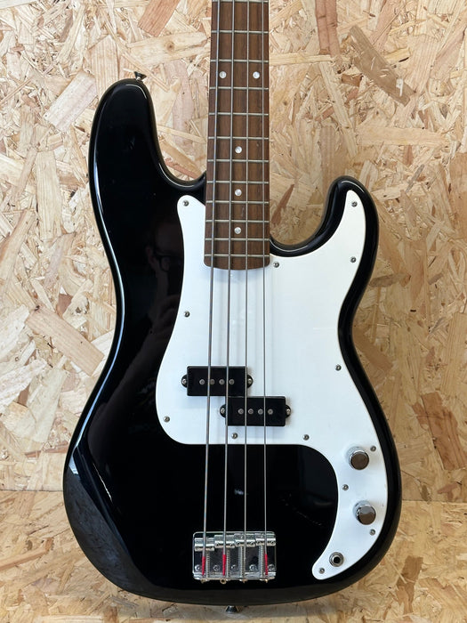 2005 Squier Affinity Series Precision Bass in Black - Pre-Owned