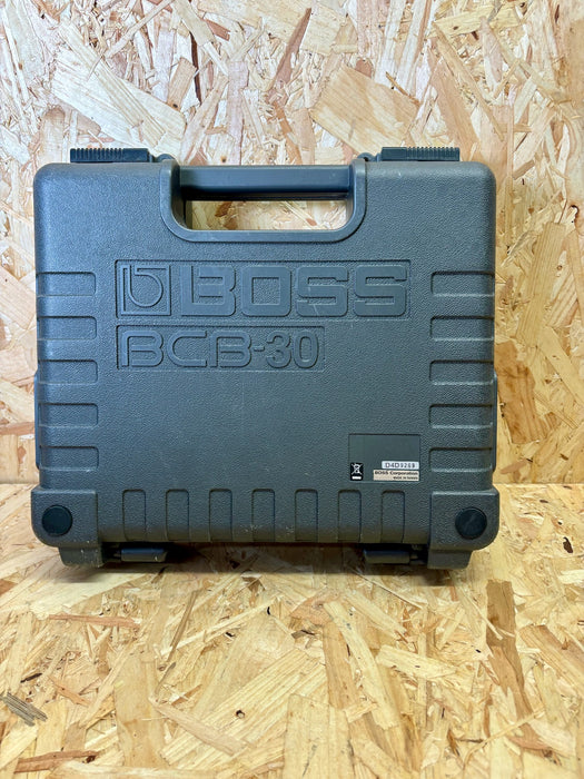 Boss BCB 30 Guitar & Bass Pedal Board / Case - Pre-owned