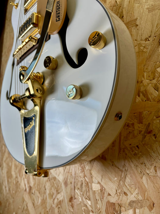 B-Stock Gretsch G5422TG Electromatic® Classic Hollow Body Double-Cut with Bigsby® - Snowcrest White