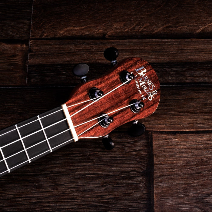 Barnes & Mullins Concert Ukulele - Walnut - Guitar Warehouse