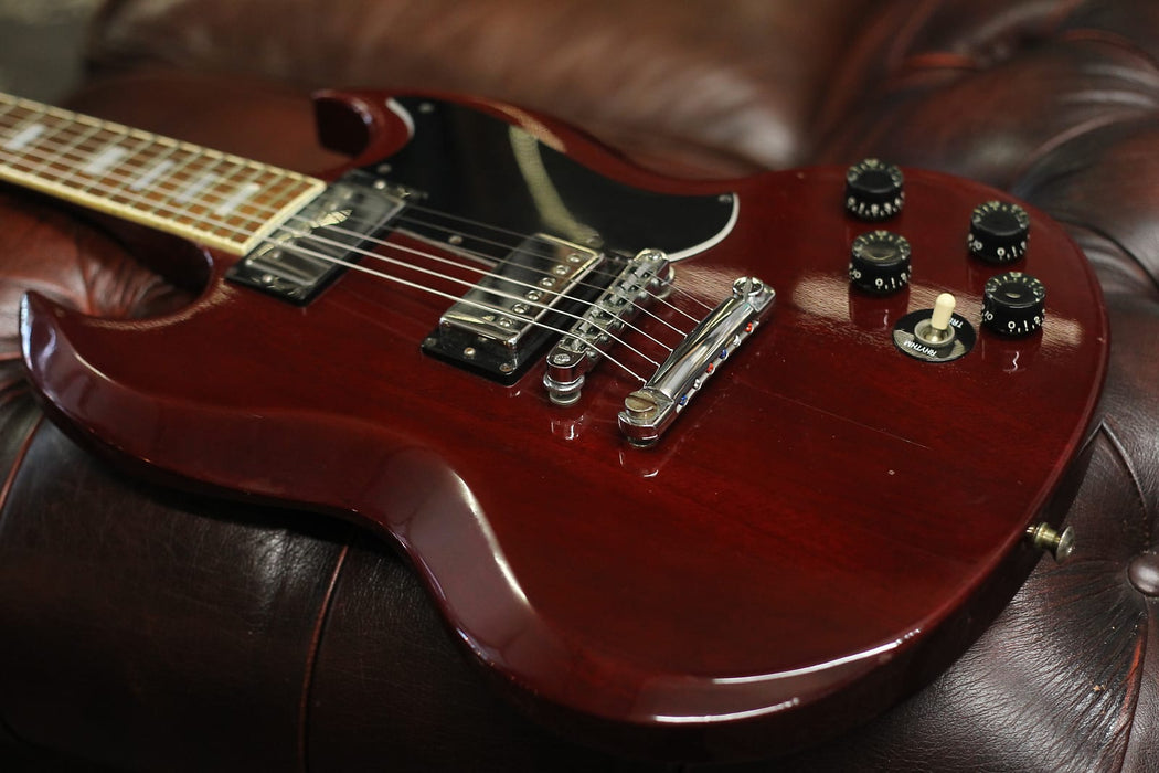 Gibson 1981 SG Standard - Cherry Red - Guitar Warehouse